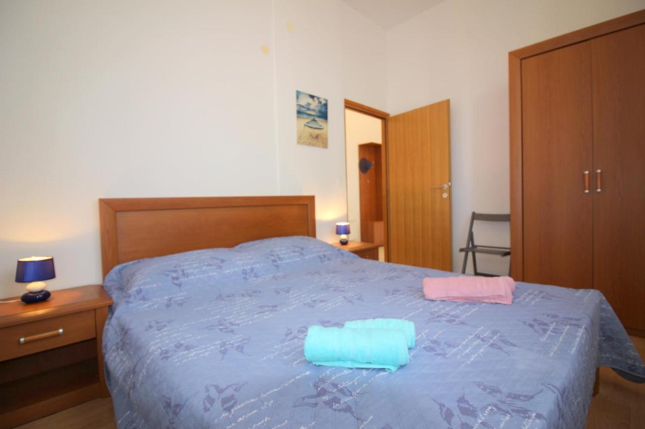 Apartment Ema Near City Center Porec Exterior photo